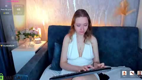 Linda Bella online show from July 11, 2026, 1:08 am