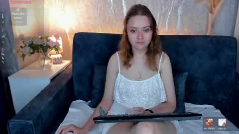 Linda Bella online show from July 14, 2026, 2:05 am