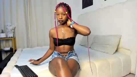 Bella sweetpea online show from July 16, 2026, 2:06 am