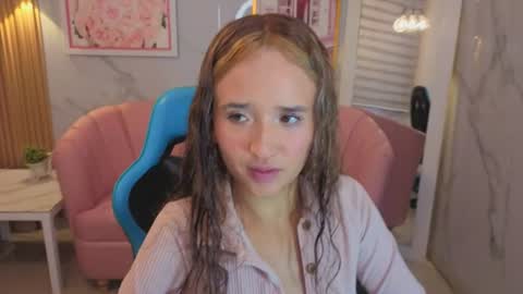 Bella online show from July 22, 2026, 2:25 am