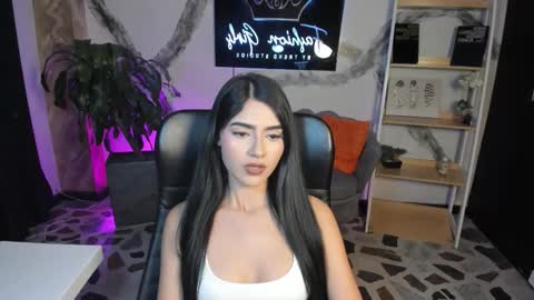 Snapshot of bellaastorm chatting on December 15, 2025, 4:28 am bellaastorm online show from December 15, 2025, 4:28 am
