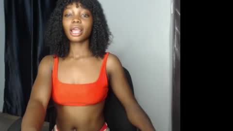 Snapshot of bellababy6 chatting on November 7, 2025, 5:35 pm bella online show from November 7, 2025, 5:35 pm