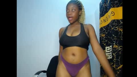 bella online show from April 24, 2026, 7:05 pm