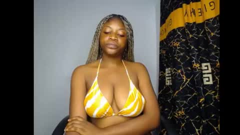 bella online show from July 28, 2026, 7:39 pm
