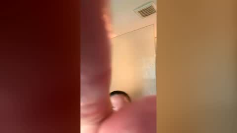 Roxy Rain online show from July 1, 2026, 9:03 pm