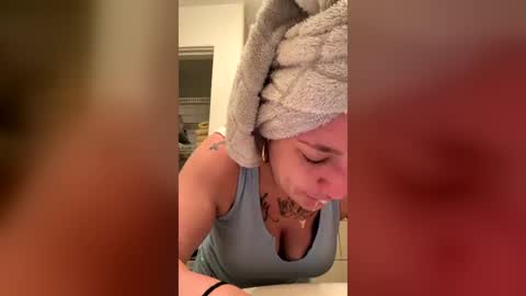Roxy Rain online show from July 6, 2026, 4:53 am