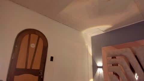 bellaboobs_ online show from May 1, 2026, 7:40 pm