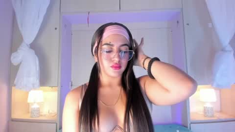Snapshot of bellabroocks chatting on June 13, 2026, 8:51 pm Bella online show from June 13, 2026, 8:51 pm