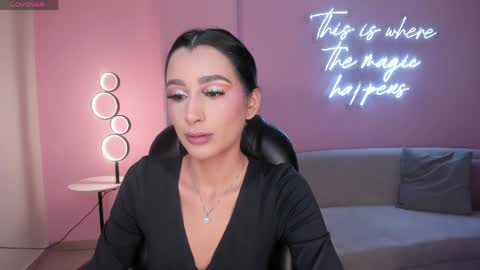 Snapshot of bellacarteer_ chatting on June 2, 2026, 8:33 pm Bella C online show from June 2, 2026, 8:33 pm