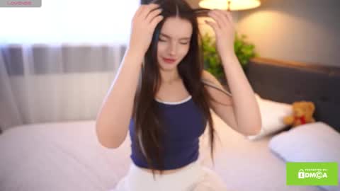 Snapshot of bellacle chatting on February 13, 2025, 11:06 am Bella I took a vacation and Ill be back on December 18th So dont lose me To keep in touch I have a TG - you can find below online show from February 13, 2025, 11:06 am