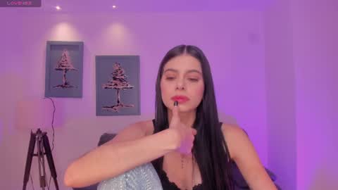 Snapshot of bellaconnor_ chatting on July 7, 2026, 4:48 am Bella online show from July 7, 2026, 4:48 am