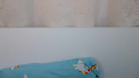 bellacrystall online show from January 10, 2026, 7:54 am