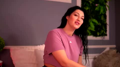 Snapshot of bellaevex chatting on November 28, 2025, 7:44 am Eva online show from November 28, 2025, 7:44 am