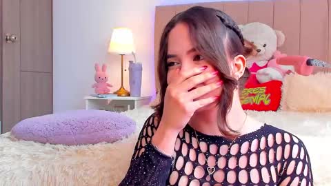 Snapshot of bellafontana chatting on November 24, 2025, 2:28 pm BellaFontana online show from November 24, 2025, 2:28 pm