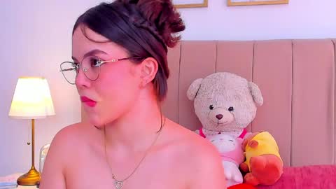 BellaFontana online show from May 8, 2026, 7:08 pm