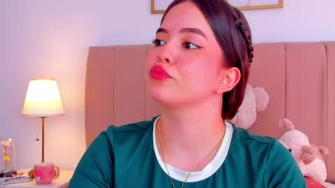 BellaFontana online show from June 20, 2026, 6:33 pm