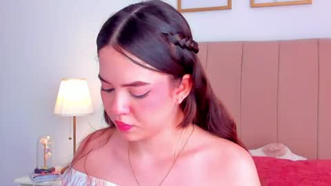 BellaFontana online show from July 30, 2026, 6:29 pm