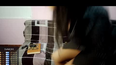 Snapshot of bellah_rose_squirt chatting on November 15, 2025, 7:43 pm Bella online show from November 15, 2025, 7:43 pm