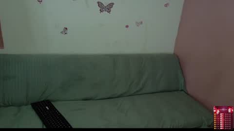 Snapshot of bellah_rose_squirt chatting on June 23, 2026, 3:15 am Bella online show from June 23, 2026, 3:15 am