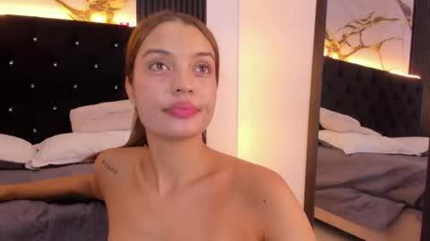 BELLA online show from June 26, 2026, 1:37 pm