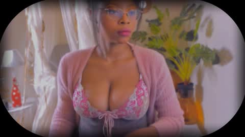 Snapshot of bellahproudly chatting on October 28, 2025, 10:08 am Bellah online show from October 28, 2025, 10:08 am