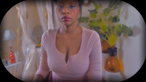 Snapshot of bellahproudly chatting on November 12, 2025, 2:56 am Bellah online show from November 12, 2025, 2:56 am