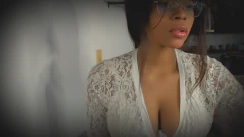 Snapshot of bellahproudly chatting on June 8, 2026, 7:53 am Bellah online show from June 8, 2026, 7:53 am