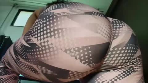 Snapshot of bellangel_ chatting on June 9, 2026, 8:53 pm Camille online show from June 9, 2026, 8:53 pm