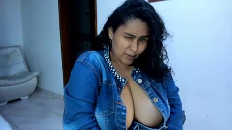 Bella Nix big tits online show from April 29, 2026, 11:14 am