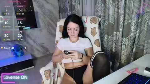 Bellanoirsxs online show from November 23, 2025, 8:19 pm