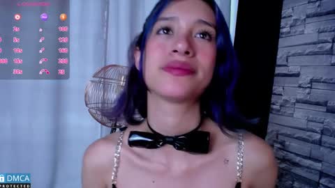 Snapshot of bellaodisea chatting on February 20, 2025, 9:53 pm online show from February 20, 2025, 9:53 pm