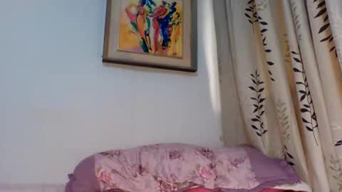 Snapshot of bellaqueen69 chatting on May 26, 2026, 5:03 am Bella shane online show from May 26, 2026, 5:03 am