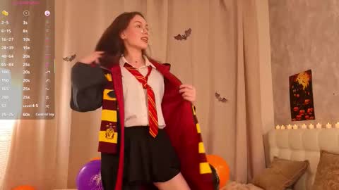 Snapshot of bellarasole chatting on October 31, 2025, 5:47 pm Anna u can call me Ana de Armas online show from October 31, 2025, 5:47 pm