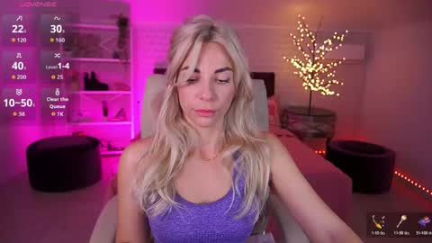 Snapshot of bellarayyy chatting on April 28, 2026, 6:40 am Bella online show from April 28, 2026, 6:40 am