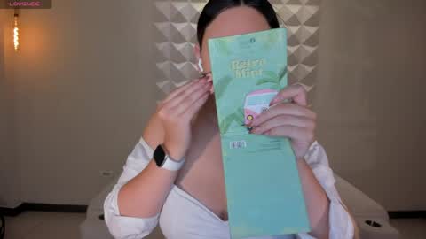  Bella Rose  online show from April 28, 2026, 5:34 am
