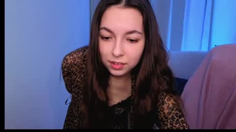 Bella online show from April 30, 2026, 5:25 am