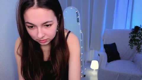 Bella online show from May 1, 2026, 5:12 am