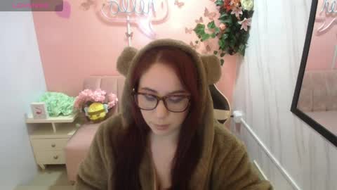 Snapshot of bellatrix_ch chatting on May 4, 2026, 12:56 pm Bella online show from May 4, 2026, 12:56 pm