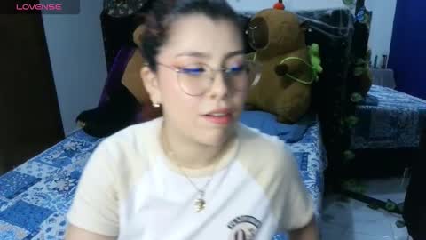 Snapshot of bellatrix_colen chatting on October 23, 2025, 6:13 am Aleja online show from October 23, 2025, 6:13 am