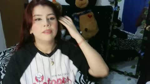 Snapshot of bellatrix_colen chatting on November 8, 2025, 10:52 pm Aleja online show from November 8, 2025, 10:52 pm