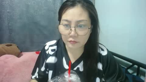 Bella online show from April 30, 2026, 11:38 am