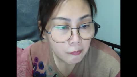 Snapshot of bellbabe chatting on May 18, 2026, 2:40 am Bella online show from May 18, 2026, 2:40 am