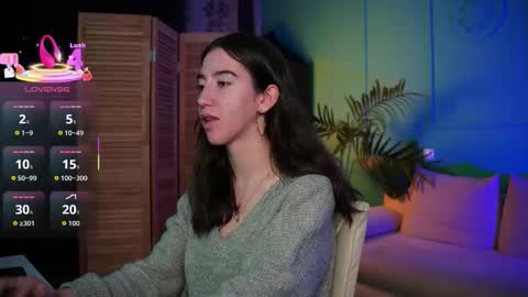 Bella online show from October 24, 2025, 3:41 pm