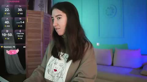 Bella online show from December 5, 2025, 3:30 pm