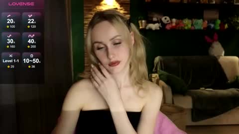 Belle online show from November 19, 2025, 10:15 am