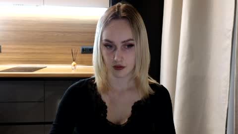 Belle online show from April 4, 2026, 4:59 pm