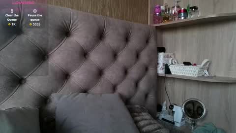 Amelia online show from February 10, 2026, 1:37 pm