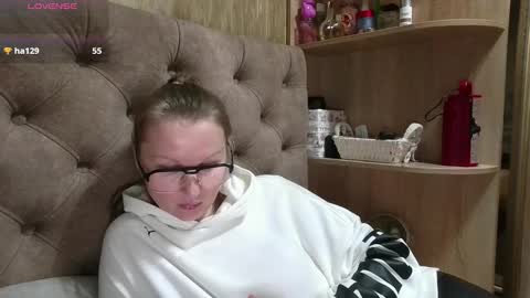 Amelia online show from March 4, 2026, 6:36 pm