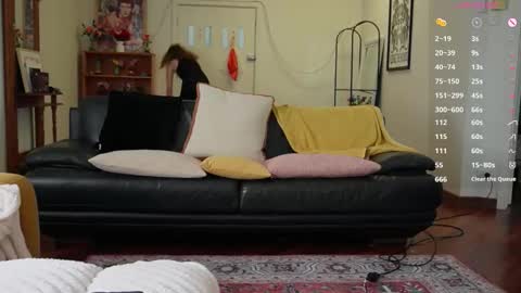 Snapshot of bellebabyboo chatting on October 21, 2025, 3:29 am BELLE online show from October 21, 2025, 3:29 am