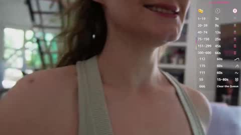 Snapshot of bellebabyboo chatting on November 3, 2025, 3:30 am BELLE online show from November 3, 2025, 3:30 am